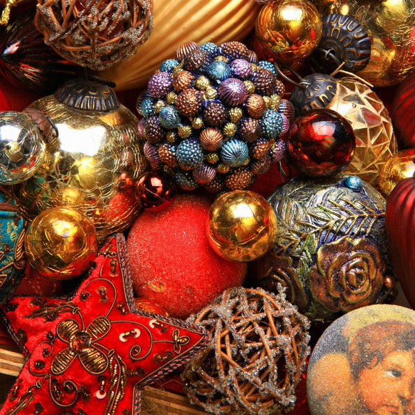 Colorful Christmas Ornaments (248 Piece Christmas Wooden Jigsaw Puzzle) UK