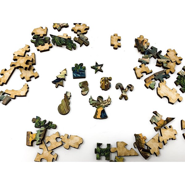 Santa At The Gate (Victorian Santa 3) (51 Pieces) Mini Christmas Wooden Jigsaw Puzzle UK