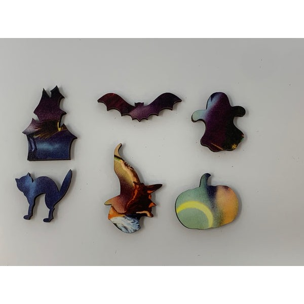 Ye Olde Salem Witch (50 Pieces) Mini Halloween Wooden Jigsaw Puzzle UK