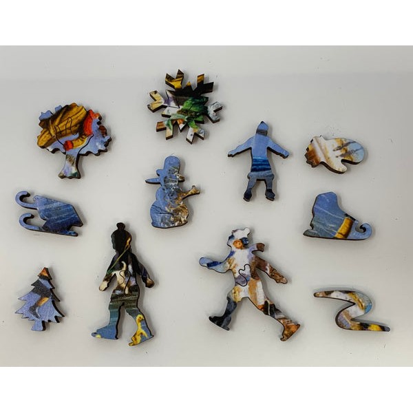 A Day on the Ice (50 Piece Mini Wooden Jigsaw Puzzle) UK