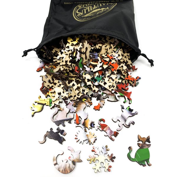 Crazy Christmas Cats - 261 Piece Christmas Wooden Jigsaw Puzzle UK