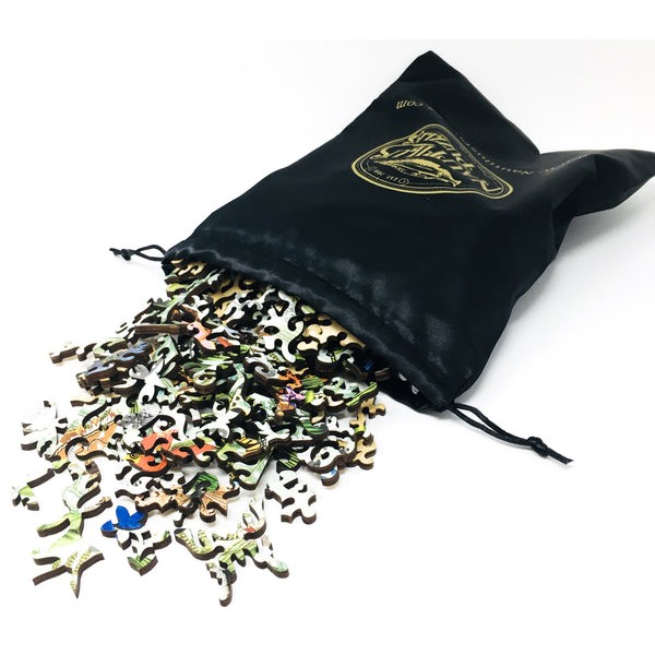 Butterflies and Moths (268 Piece Butterfly Jigsaw Puzzle) UK