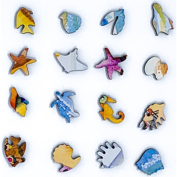 A Day at the Beach (145 Piece Wooden Jigsaw Puzzle) UK