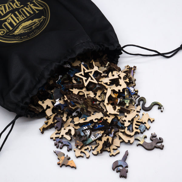 Spooky Halloween (461 Piece Wooden Jigsaw Puzzle) UK